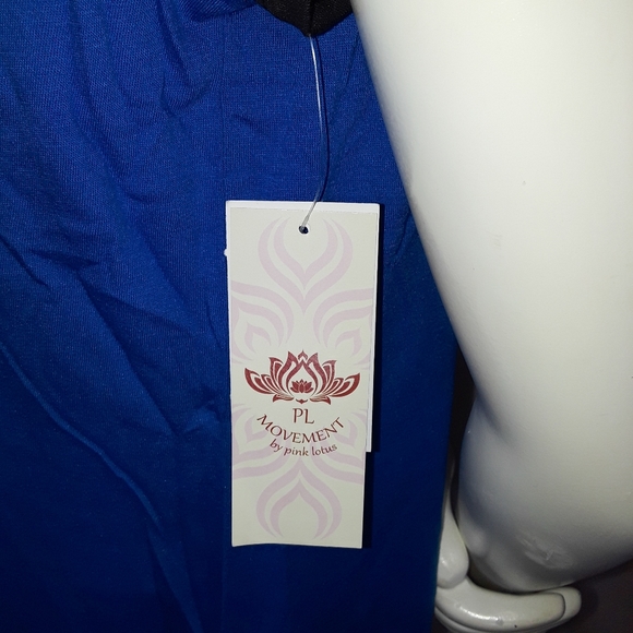 Pink Lotus Black & Blue Endless Possibilities Tee Shirt - Picture 5 of 6